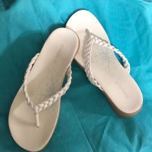 Size 8 flip flops. NWOT